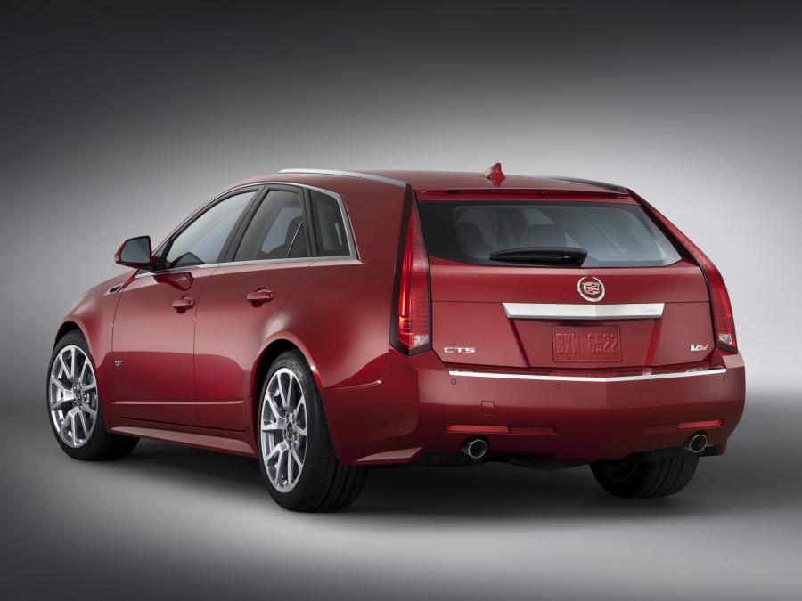  Cadillac CTS-V Sport Wagon 2010 года  (фото 17 из 17)